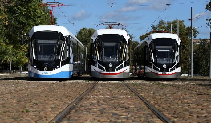 К концу 2023 года по Москве будут курсировать только удобные для всех пассажиров трамваи с низким полом – Собянин