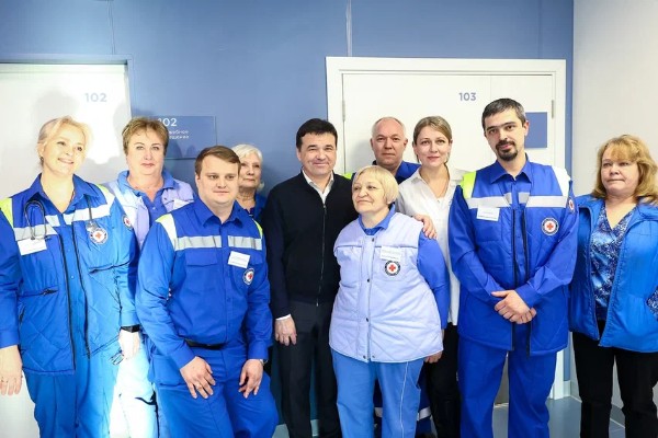 Андрей Воробьев передал в Солнечногорске 14 машин скорой помощи для 14 муниципалитетов