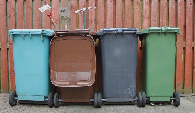 В новых ЖК могут запретить мусоропроводы