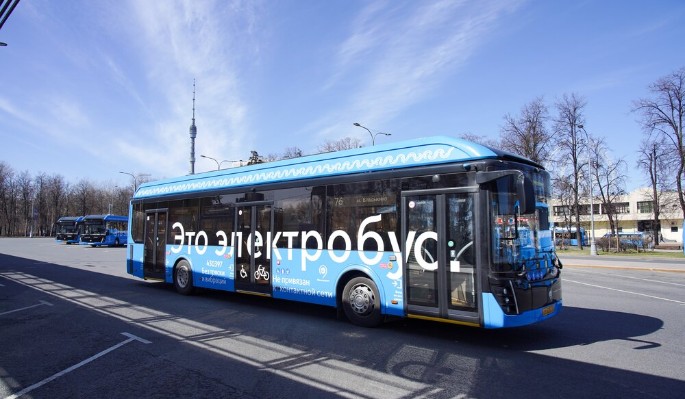 Собянин: В ближайшие два года на маршруты в Москве выйдут 1,2 тысячи новых электробусов