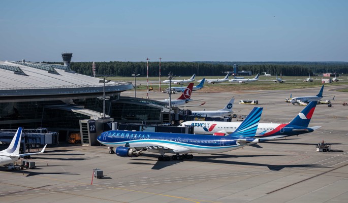 Сотни россиян больше суток не могут вылететь из Турции из-за задержки рейсов
