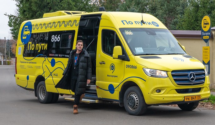 Собянин: Автобусы уникального сервиса перевозок по требованию "По пути" перевезли 1 млн пассажиров