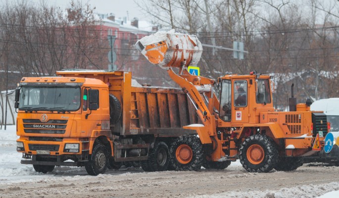 Собянин: Еще более 10 тысяч коммунальщиков выйдут на уборку улиц Москвы
