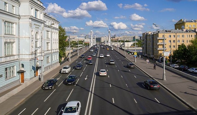 На нескольких улицах Москвы поменяли разметку