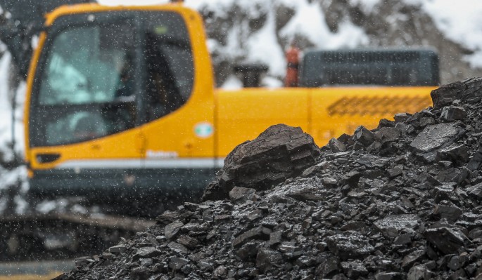 Крупный добытчик угля обвинил "ВаниноТрансУголь" в недобросовестных действиях при разрыве контракта