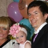 Бывший муж Началовой развлекся на праздниках с юной красавицей