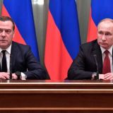 Вскрылись серьезные разногласия между Путиным и Медведевым