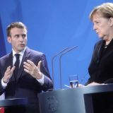 Казус с Путиным вызвал переполох: Меркель и Макрон в шоке (видео)