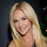 Лопырева показала свои пельмени на камеру