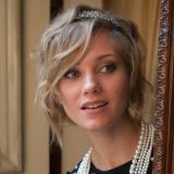 Голая Асмус показала себя в душе