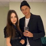 Тарасов назвал новорожденную дочь как собаку Бузовой