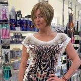 Фиолетовый с красным: Волочкова решилась на экстремальную прическу