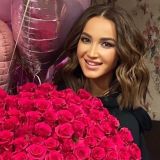 Бузову сравнили с 