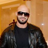 Проходит обряд: неадекватному поведению Джигана нашли мистическое объяснение