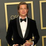 Энистон заставила возбужденного Питта томиться без секса