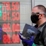 Россиян ждут новые испытания из-за рухнувшего рубля