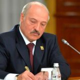 65-летний Лукашенко сдался под напором коронавируса