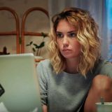 Заварила прямо в контейнере: Муцениеце с дочерью питаются лапшой быстрого приготовления