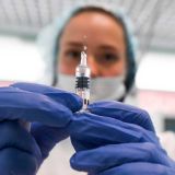 Первая привитая поделилась подробностями о вакцине от коронавируса