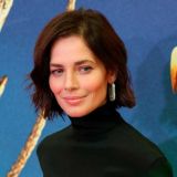 Осталась без 