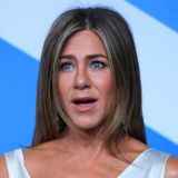 Травмированная Энистон простила предательство близкого