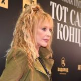 Вероятно, инстульт: врачи сообщили страшный диагноз скрюченной Пугачевой