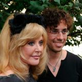 Вот это поворот! Пугачеву и Галкина гонят в шею из их шикарного замка