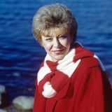 Певице Эдите Пьехе стало хуже