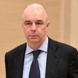 С вертолета разбрасывать: Силуанов оправдал размер выплат для россиян