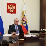 Путин потребовал защитить вакцину от коронавируса