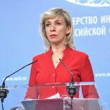 Захарова возмутилась новостями о смерти русских от коронавируса