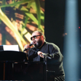 Фадеев решил сменить профессию после сообщения об ограблении