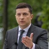 Не удержится до конца года: украинцы ищут замену Зеленскому