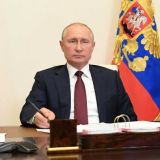Путин поддержал идею увеличить пособие по безработице втрое