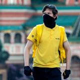 Вирусолог предрек всплеск заболеваемости из-за ношения масок и перчаток