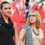 Дочь Глаголевой удивила народ внешним видом после родов