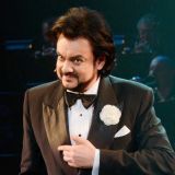 Киркоров в коротких штанишках повторил фото из прошлого 