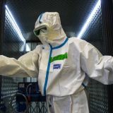 Коронавирус в России за последние сутки выявлен у 8 985 человек