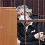 Суд вынес решение по делу Ефремова после вызова скорой помощи в зал