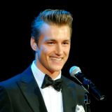 Алексей Воробьев вспомнил о знакомстве со Стивом Кареллом на съемках 