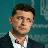 Зеленский отверг идею поездки в Москву на парад Победы 