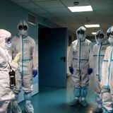 Коронавирус в России за сутки выявили у 7 425 человек