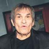 Состояние изменилось: больного Бари Алибасова увозят из Москвы