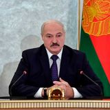 Белорусский политик о положении Лукашенко: Он одинок, просто изгой 