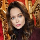 Самбурская согласилась оголить грудь ради искусства 