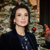 Преобразившуюся Екатерина Стриженову поклонники сравнили со школьницей