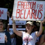 Алексиевич о борьбе с Лукашенко: Приходит время женщин