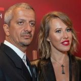 Собчак и Богомолов показали чувства на публике