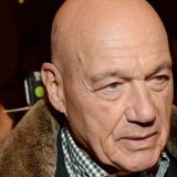 Познер считает заявление Ефремова о проблемах с памятью уловкой