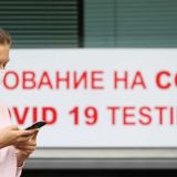 Россиян предупредили об агрессивных вспышках COVID-19 осенью